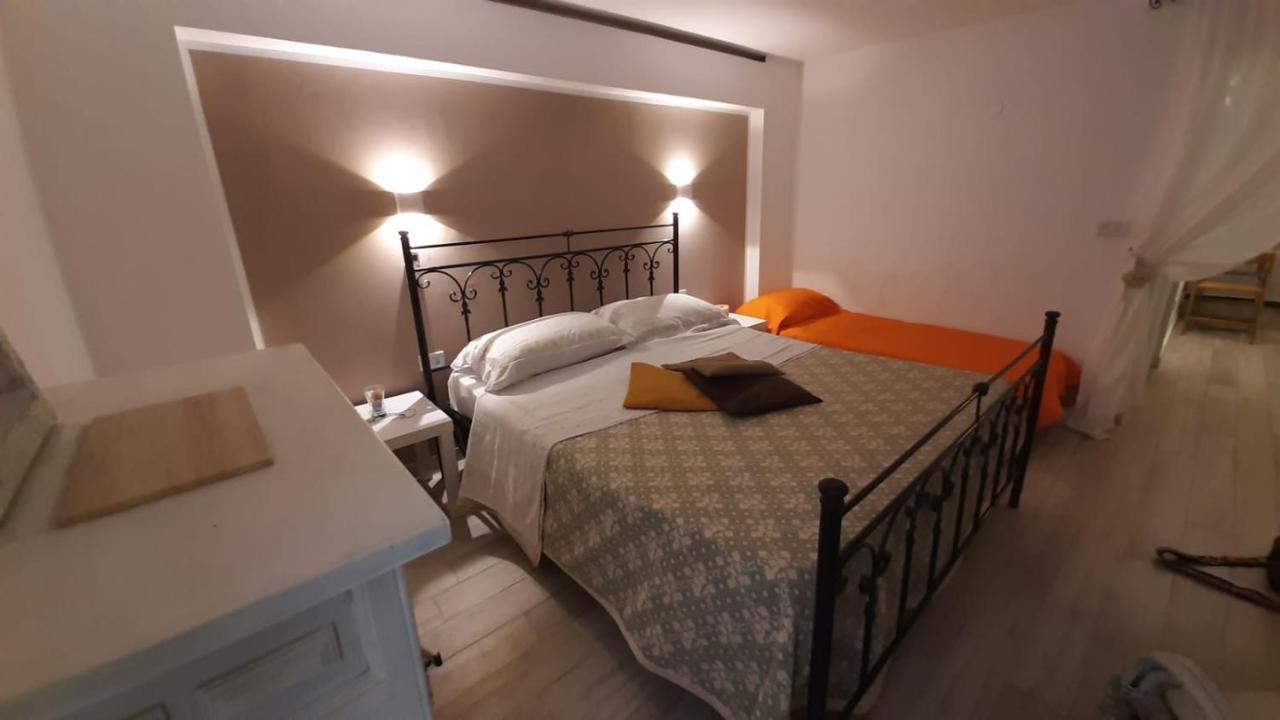 La Nicchia Del Borgo Apartman Taranto Kültér fotó